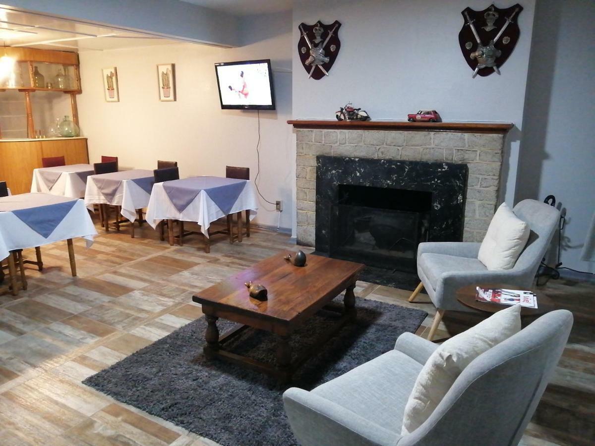 Hotel Sevilla 테무코 외부 사진