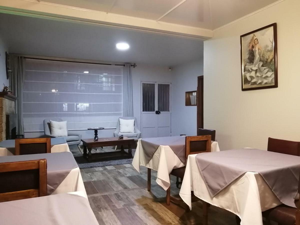 Hotel Sevilla 테무코 외부 사진