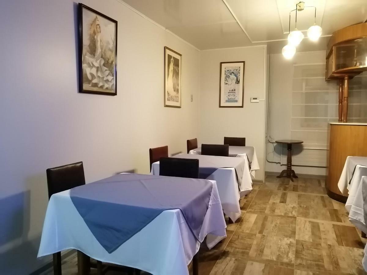Hotel Sevilla 테무코 외부 사진